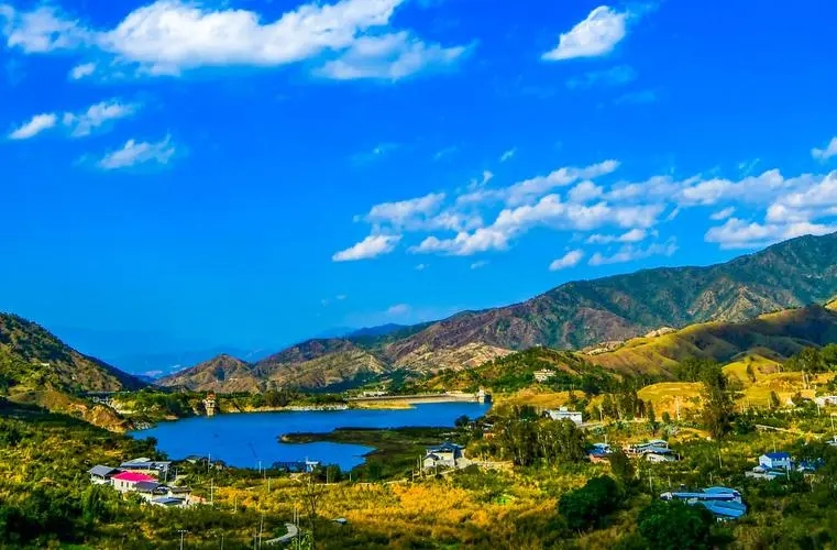 生態(tài)環(huán)境部：審議并原則通過《關于進一步推進農(nóng)村生活污水治理的指導意見》等標準